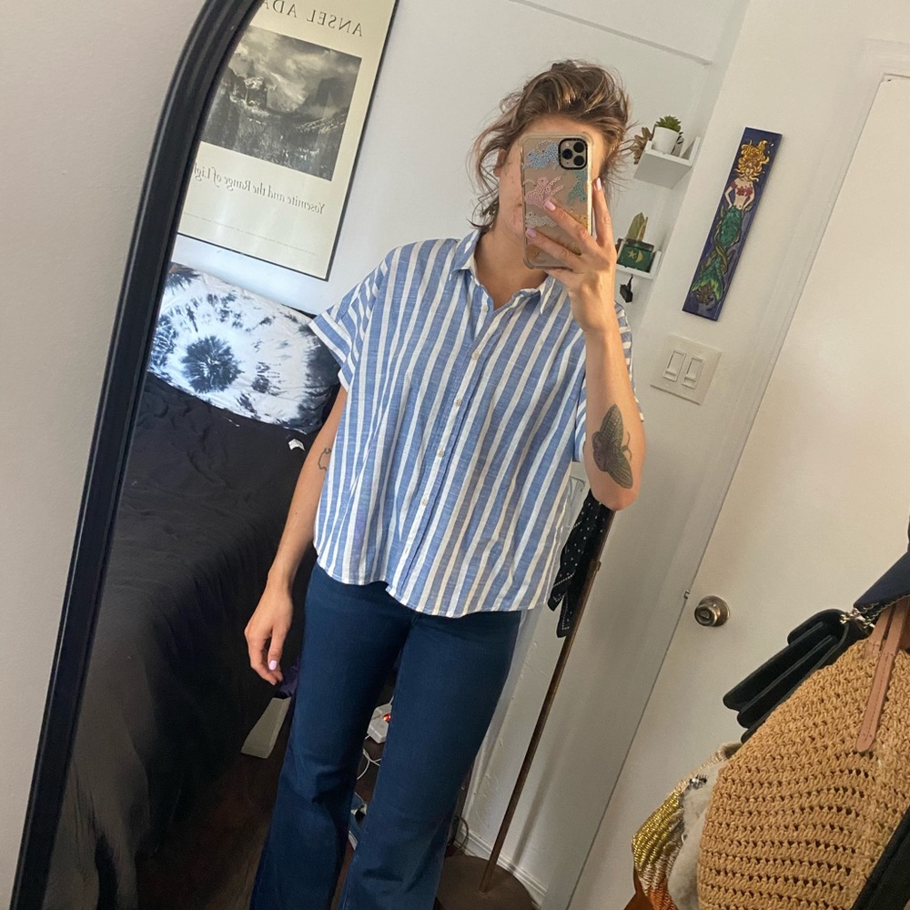Madewell button down - Picture 2 of 5